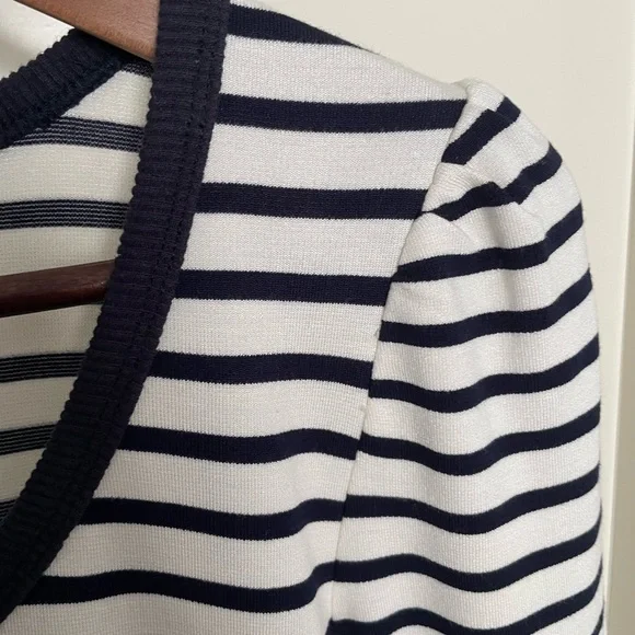 ❌SOLD❌Designer Alexis Shift Dress 🖤🤍Comfy easy to wear NWOT 💖 - Picture 10 of 15